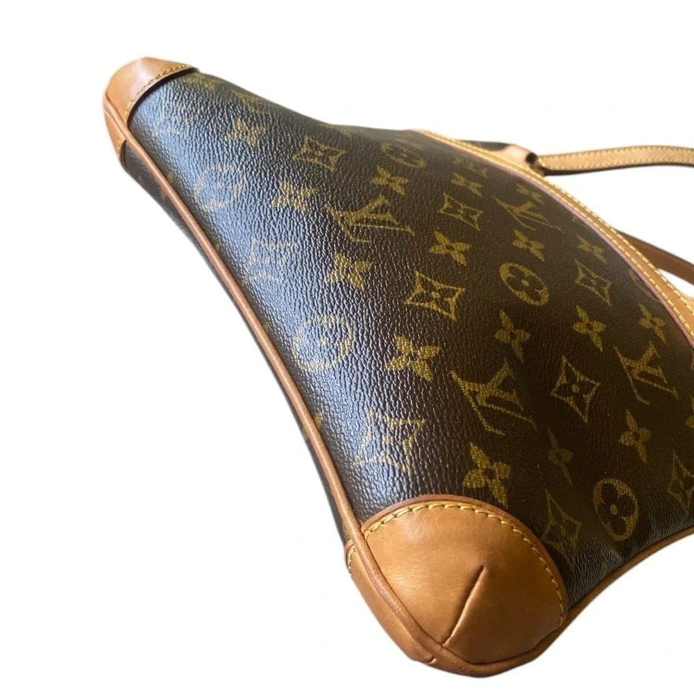 Vintage Louis Vuitton Coussin GM Shoulder Bag Monogram Canvas Brown Luxury